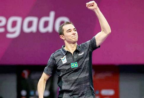 了他对对手 了他对对手