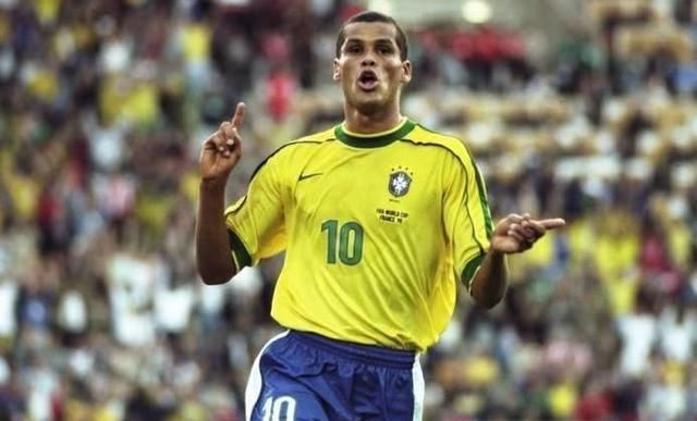 刻苦锻炼 刻苦锻炼