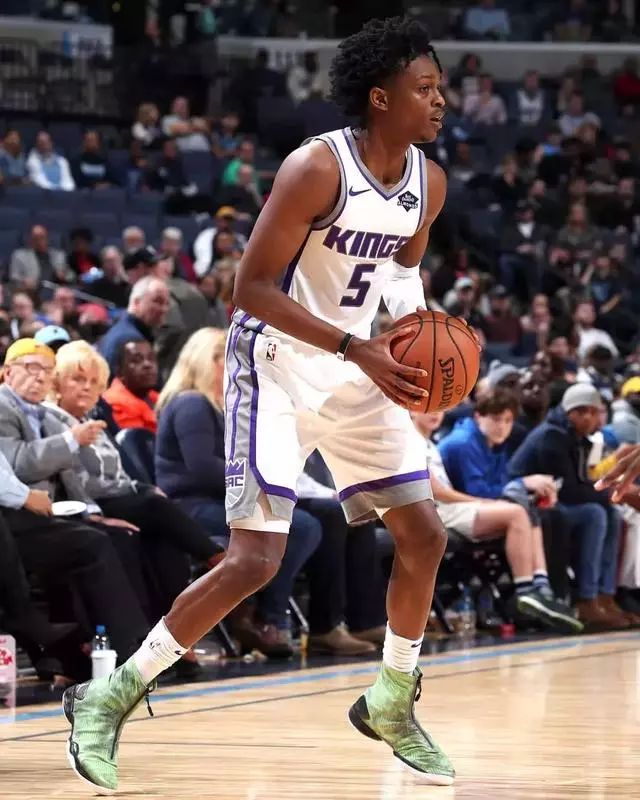 在激烈的篮 在激烈的篮