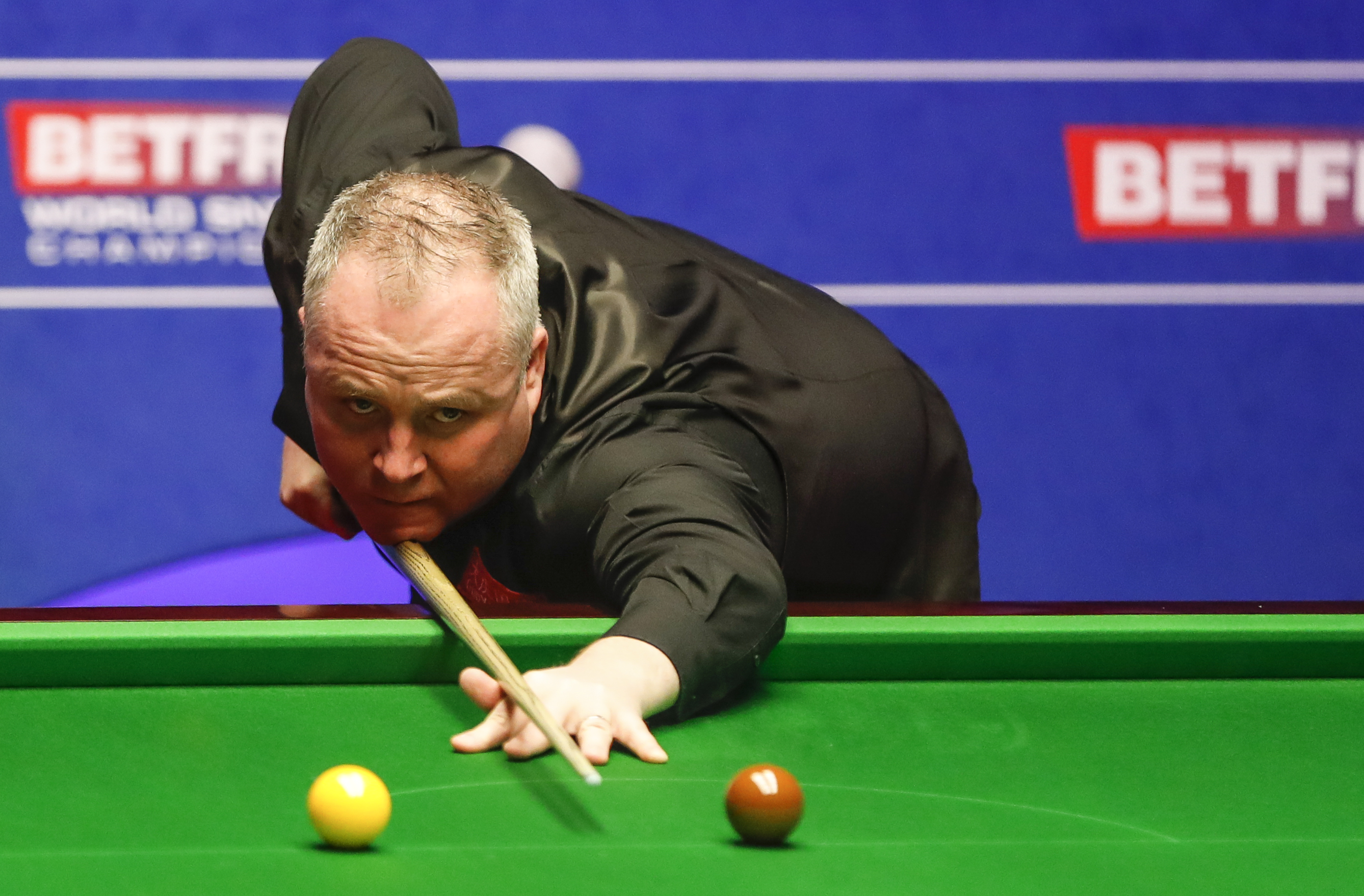 两者对冠军 两者对冠军